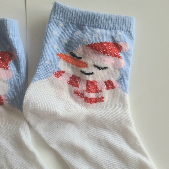 Women's White Snowman Socks - Picture 2 of 5